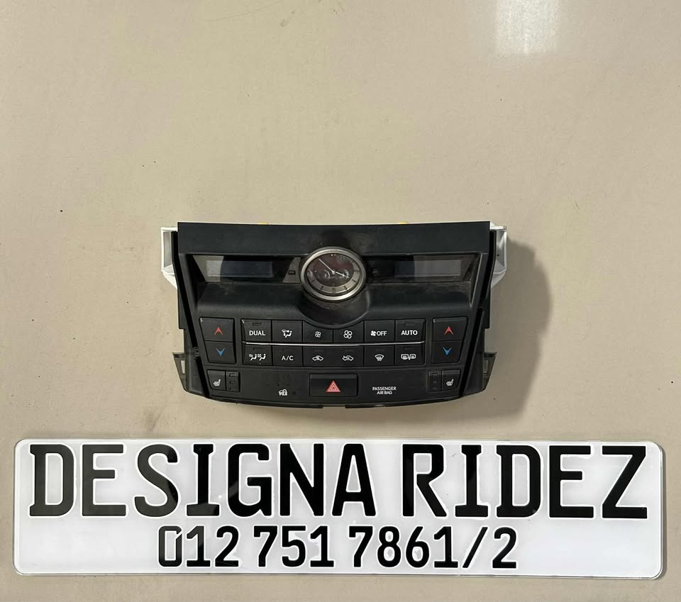 LEXUS NX200T CLIMATE CONTROLS UNIT AVAILABLE - Private Seller