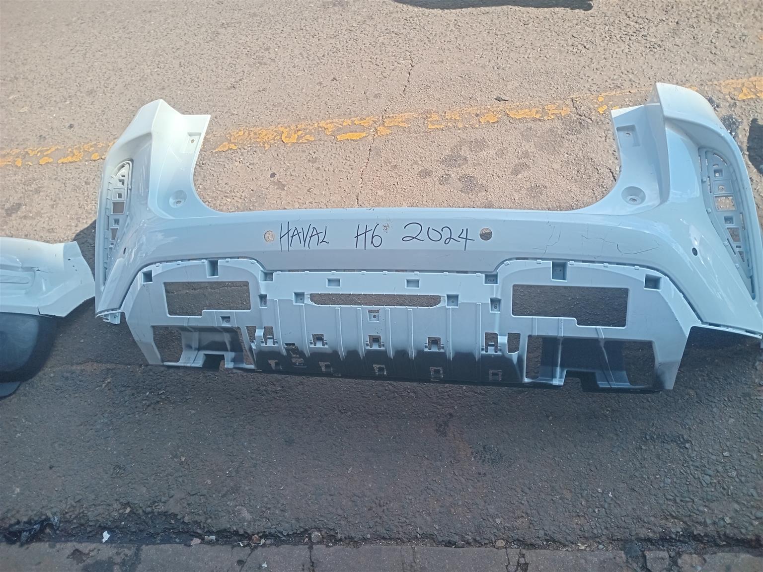 Haval H6 back bumper 2024 - Private Seller Haval H6 back bumper 2024 - Private Seller