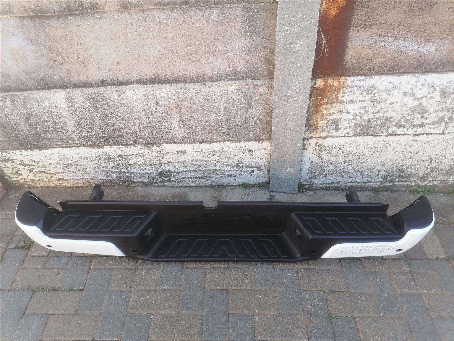 nissan navar rear bumper - Private Seller