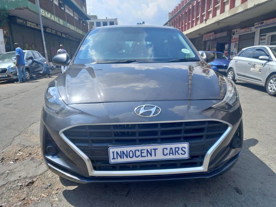 2023 HYUNDAI i10 GRAND 1.0 PETROL, MANUAL TRANSMISSION, GREY COLOUR, MILEAGE 8000KM