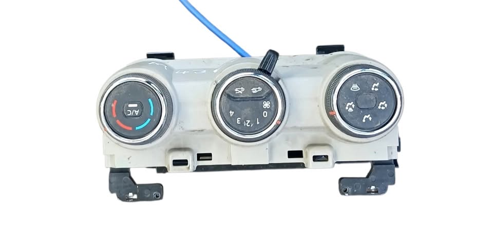 RENAULT TRIBER CLIMATE CONTROL FOR SALE - Private Seller RENAULT TRIBER CLIMATE CONTROL FOR SALE - Private Seller