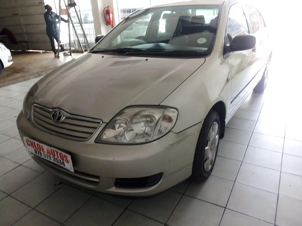 2008 Gold toyota Corolla 1.6 I GLE miliage 97000 km manual petrol