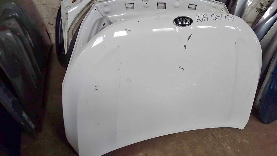 Kia seltos Bonnet - Private Seller Kia seltos Bonnet - Private Seller