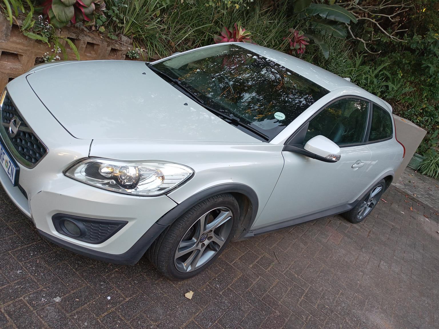 Volvo C30 2.0 COUPE