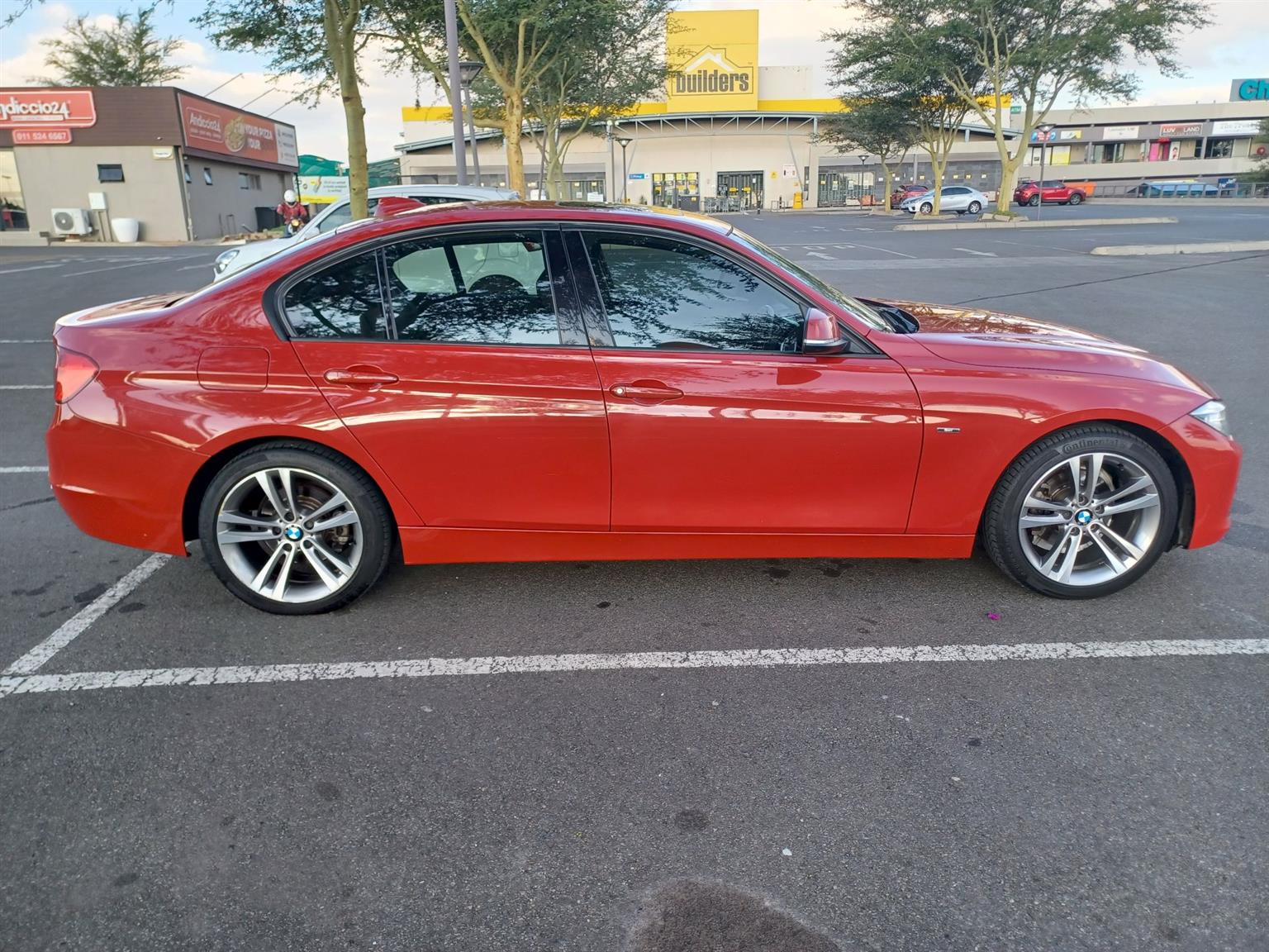 Used 2013 BMW 3 Series 320i Start auto - Private Seller Used 2013 BMW 3 Series 320i Start auto - Private Seller