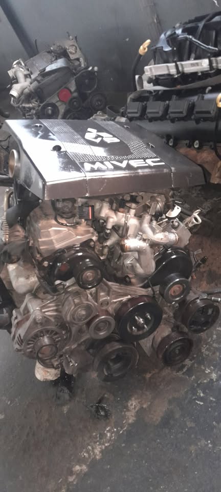 MITSUBISHI PAJERO 3.8L V6 24V MIVEC TYPE ENGINE FOR SALE (ZANE AZAAD SAMCO) - Private Seller MITSUBISHI PAJERO 3.8L V6 24V MIVEC TYPE ENGINE FOR SALE (ZANE AZAAD SAMCO) - Private Seller