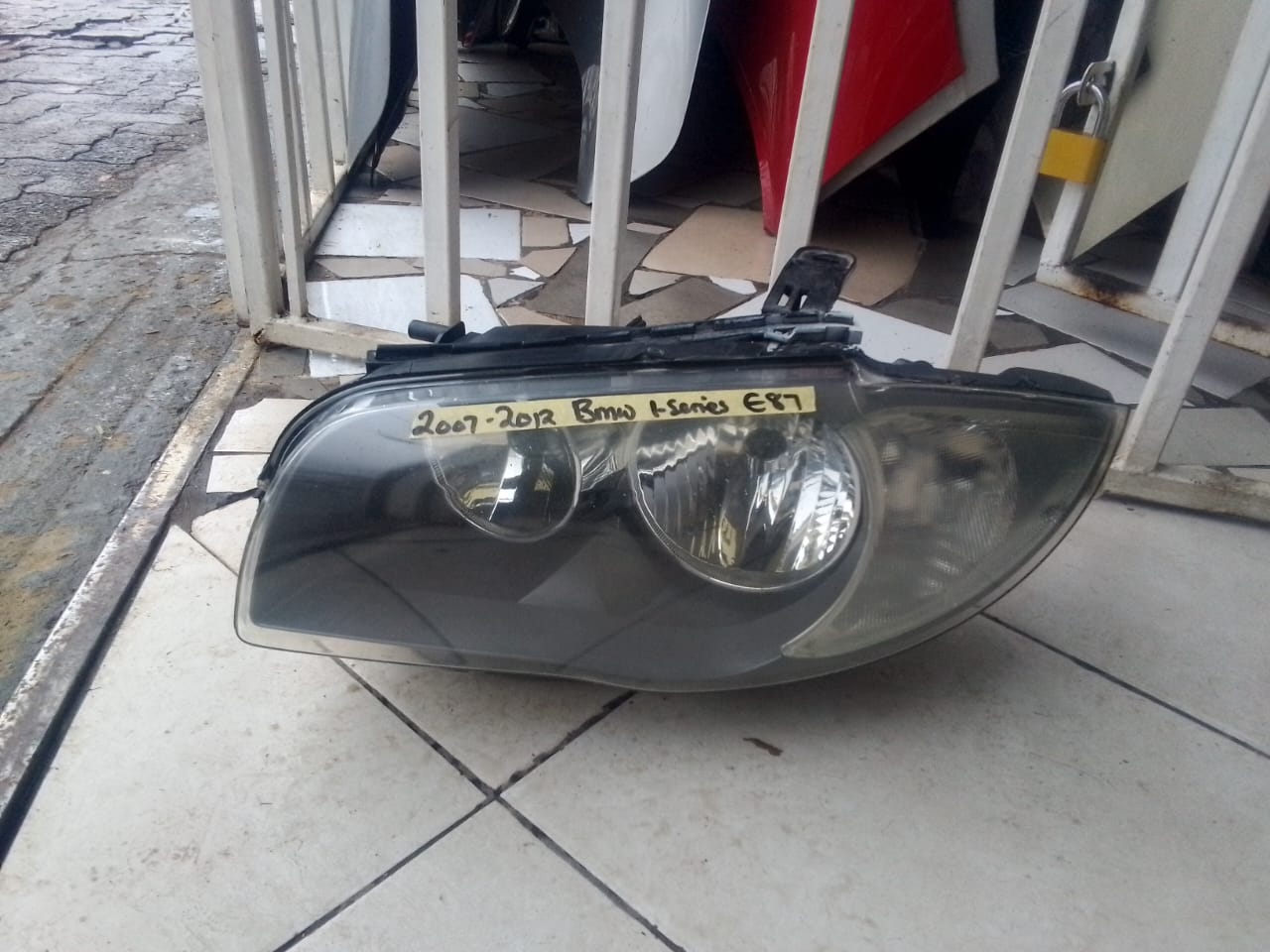(2007-2012) BMW 1 SERIES E87 LHS NORMAL HEADLIGHT FOR SALE - Private Seller (2007-2012) BMW 1 SERIES E87 LHS NORMAL HEADLIGHT FOR SALE - Private Seller