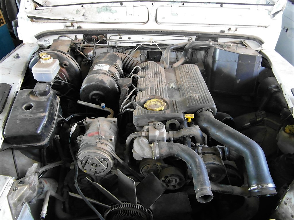 Land Rover Defender 110 Engine (300TDI) for sale | AUTO EZI Land Rover Defender 110 Engine (300TDI) for sale | AUTO EZI