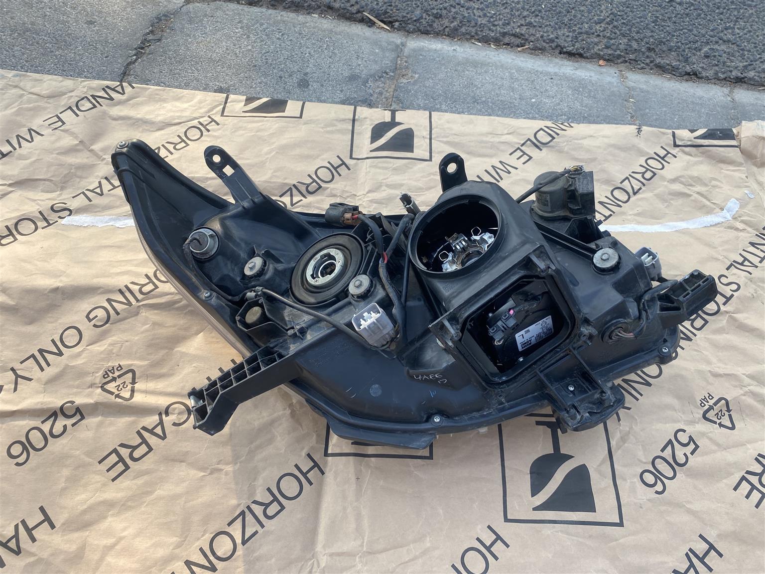 2014 TOYOTA LAND CRUISER PRADO HEADLIGHT LEFT SIDE FOR SALE