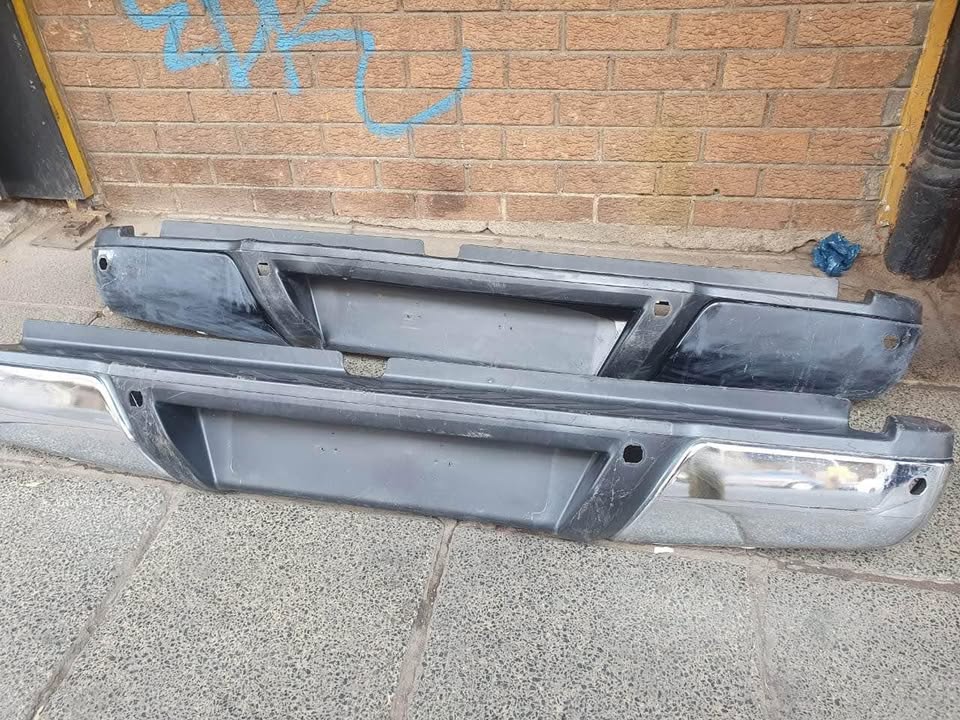 Nissan Navara Back bumper - Private Seller Nissan Navara Back bumper - Private Seller