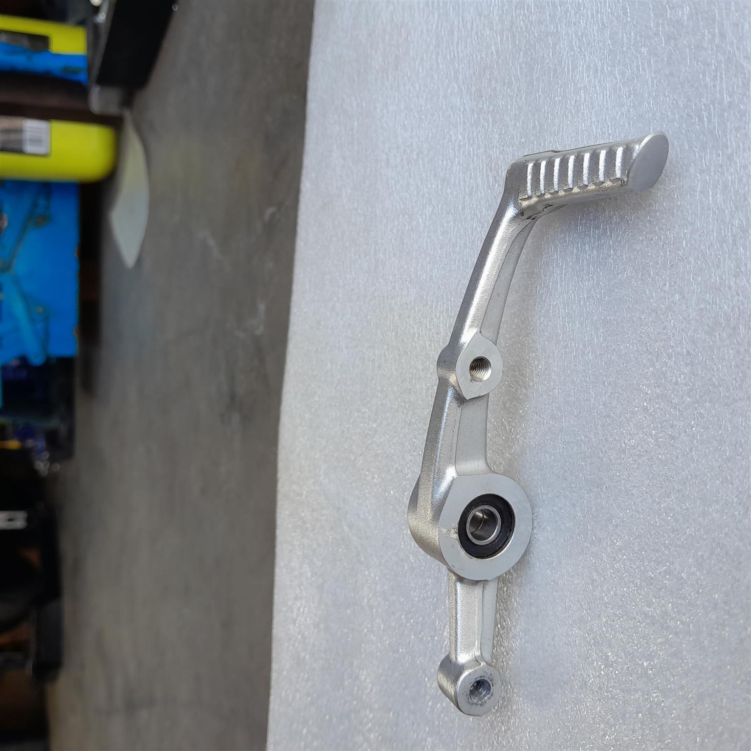 Gear Lever For a BMW S1000RR For Sale.  Gear Lever For a BMWS1000R For Sale.