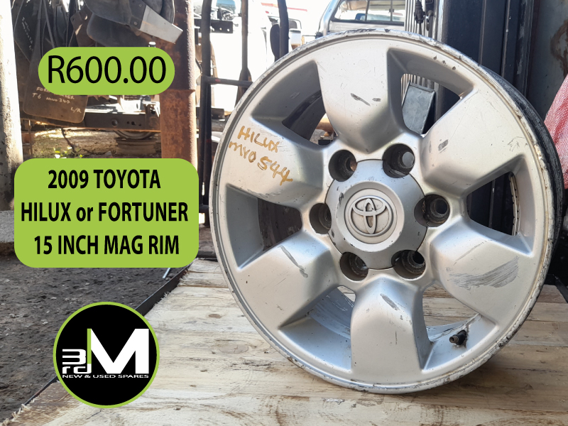 MV0544-RIM-#105__2009-TOYOTA-HILUX-or-FORTUNER-15-INCH-MAG-RIM - Private Seller