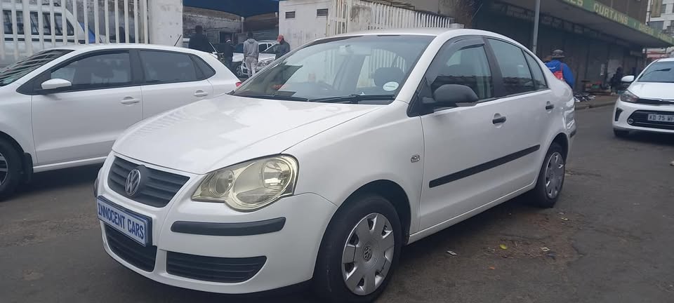 2004 VW POLO CLASSIC 1.6 SEDAN PETROL, MANUAL, WHITE COLOUR, MILEAGE 91000KM