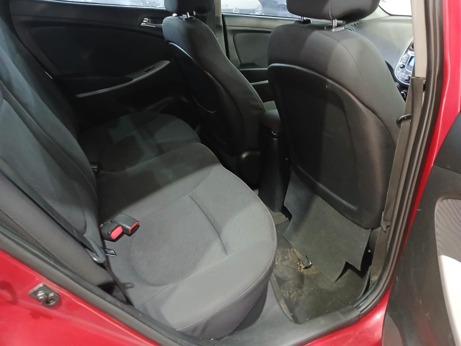 Used Hyundai Accent sedan 1.6 Fluid - Private Seller