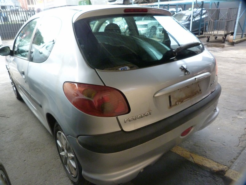 Peugeot 206 1.4 Popart Manual Silver - 2007 STRIPPING FOR SPARES - Private Seller Peugeot 206 1.4 Popart Manual Silver - 2007 STRIPPING FOR SPARES - Private Seller