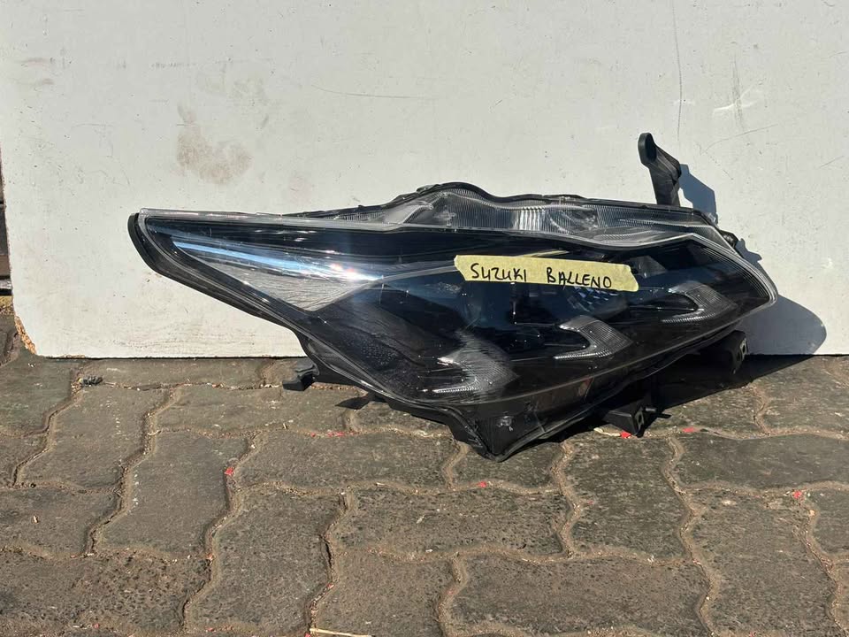 Toyota Balleno headlight - Private Seller Toyota Balleno headlight - Private Seller