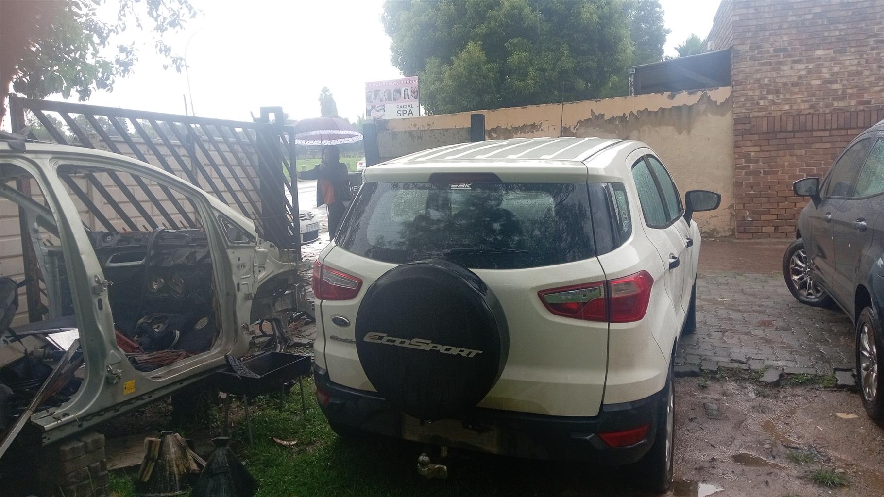 Ford ecosport 1.5 2015 model petrol stripping - Private Seller Ford ecosport 1.5 2015 model petrol stripping - Private Seller