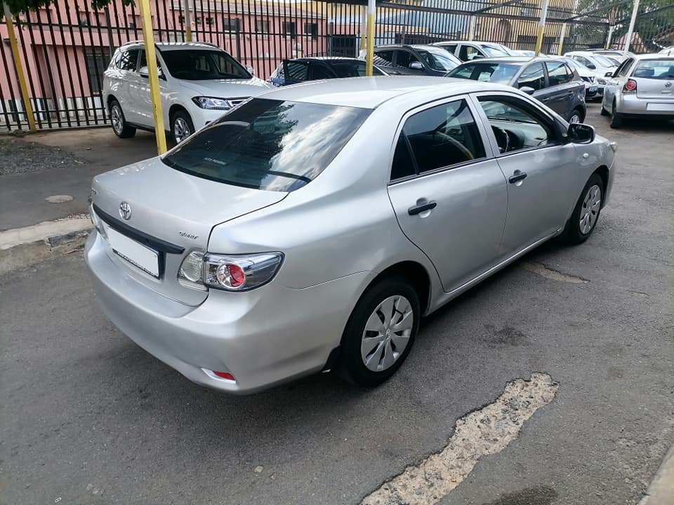 2015 Toyota Corolla 1.6 Quest Automatic