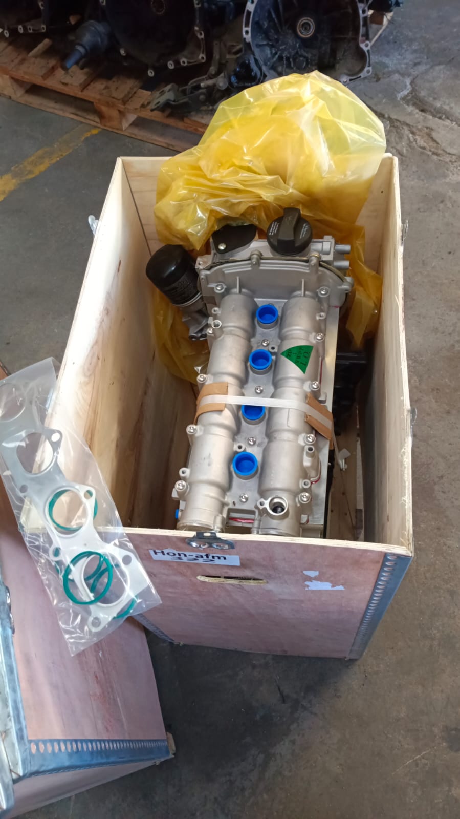 VW polo 1.6i CLS brand new head block and sump for sale - Private Seller