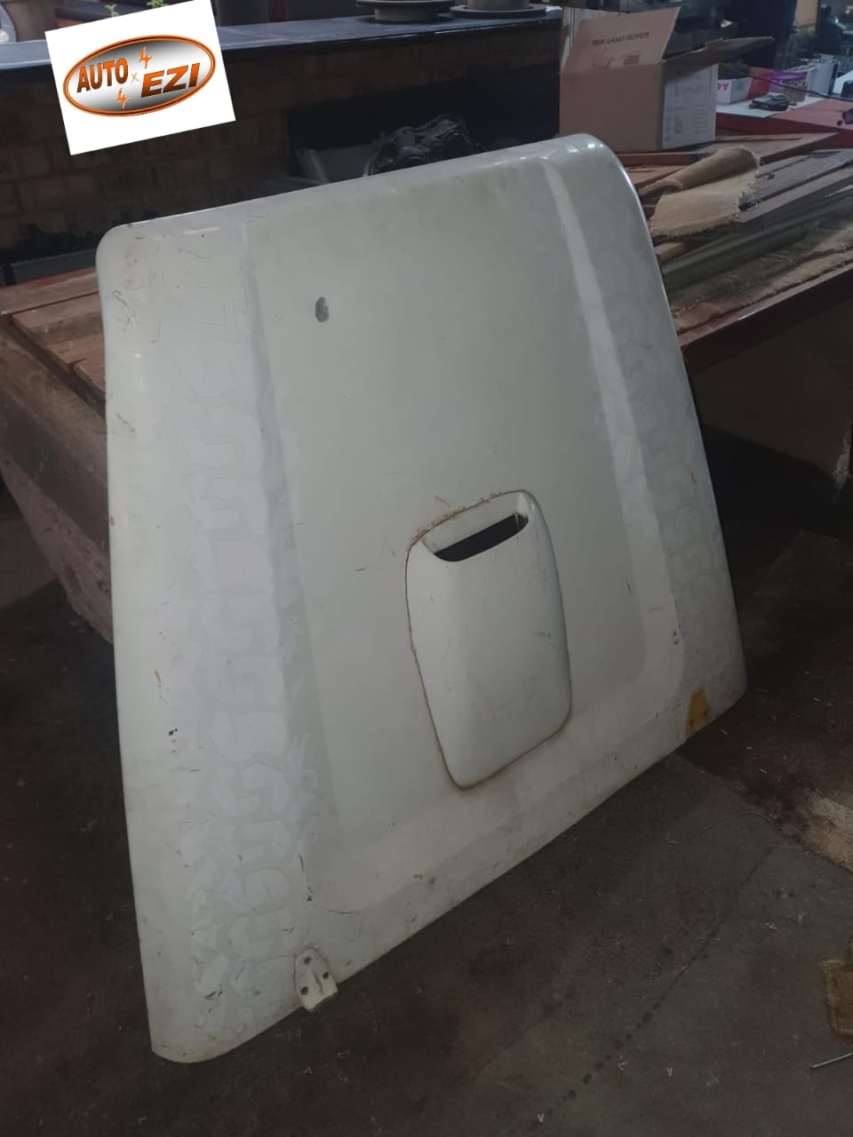 LAND ROVER DEFENDER BONNET