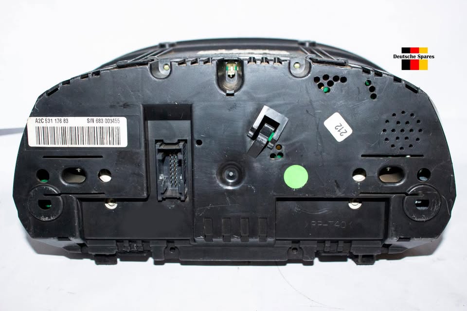 BMW USED INSTRUMENT CLUSTER 3 SERIES (E90) 320i - Private Seller BMW USED INSTRUMENT CLUSTER 3 SERIES (E90) 320i - Private Seller