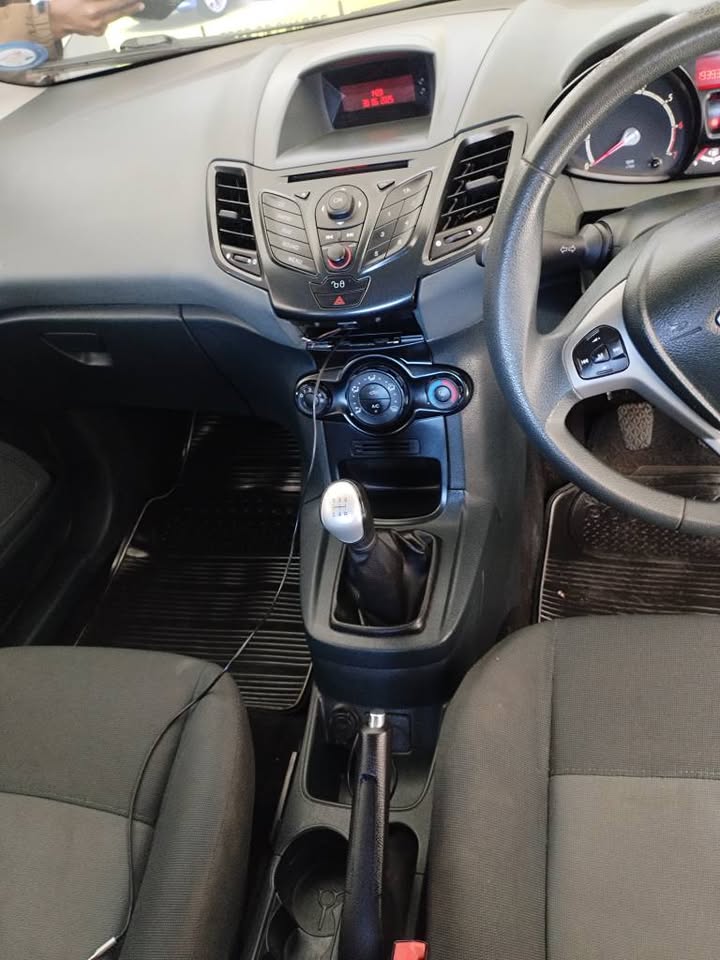 2009 FORD FIESTA 1.4 MANUAL