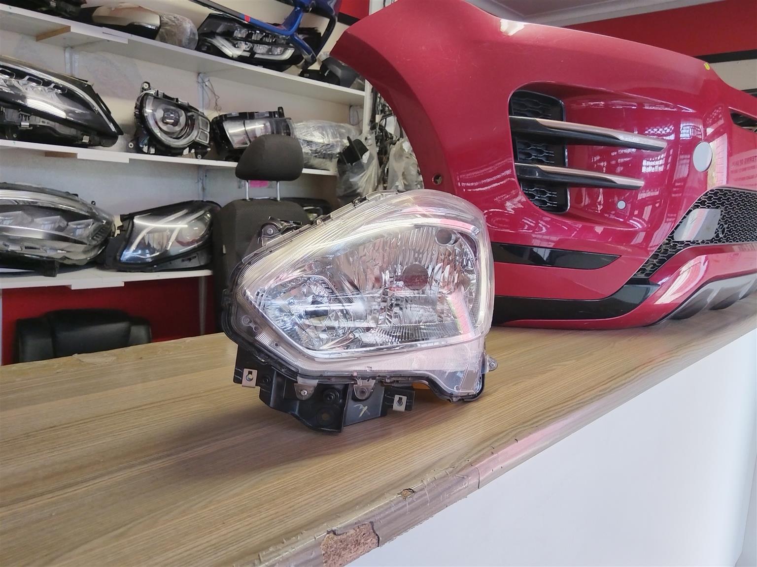 2022 SUZUKI SWIFT HEADLIGHT LEFTSIDE AVAILABLE FOR SALE - Private Seller