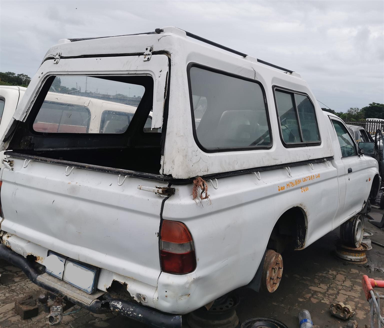 2000 Mitsubishi Colt 2.8D LWD - Stripping for Spares