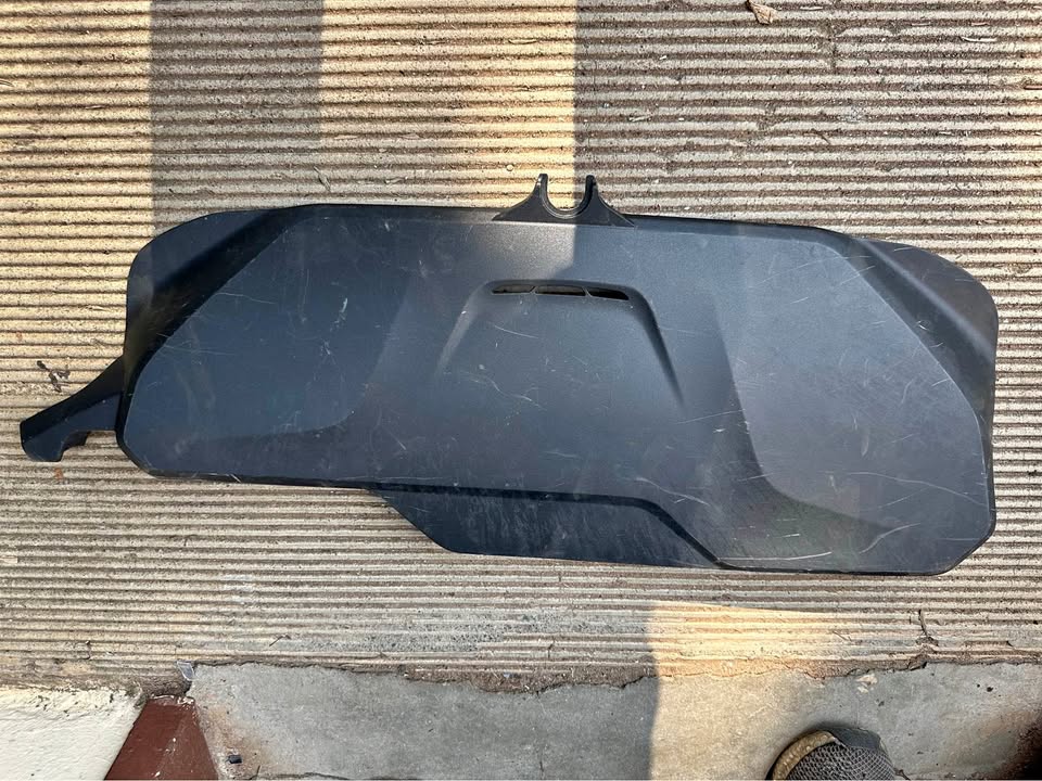BMW f20 f21 engine cover - Private Seller BMW f20 f21 engine cover - Private Seller