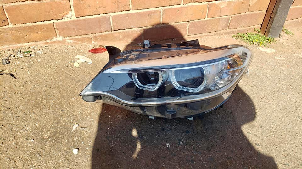 BMW 2series F22/F23 Headlight - Private Seller BMW 2series F22/F23 Headlight - Private Seller