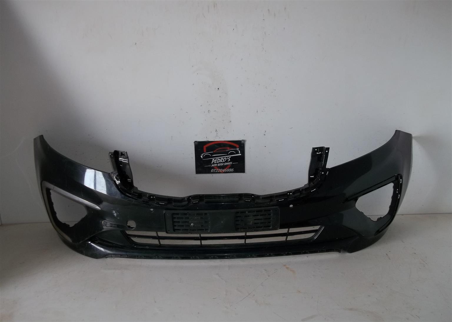 Kia Sorento (L/LX/EX) '19-'20 front bumper - Private Seller Kia Sorento (L/LX/EX) '19-'20 front bumper - Private Seller