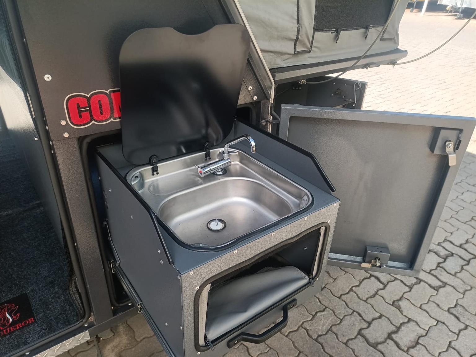 2022 Conqueror Commander Platinum Offroad Caravan - Private Seller