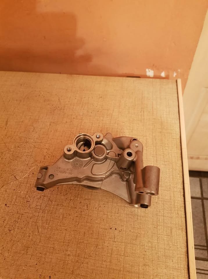 VW OR AUDI TDI OIL PUMP FORSALE