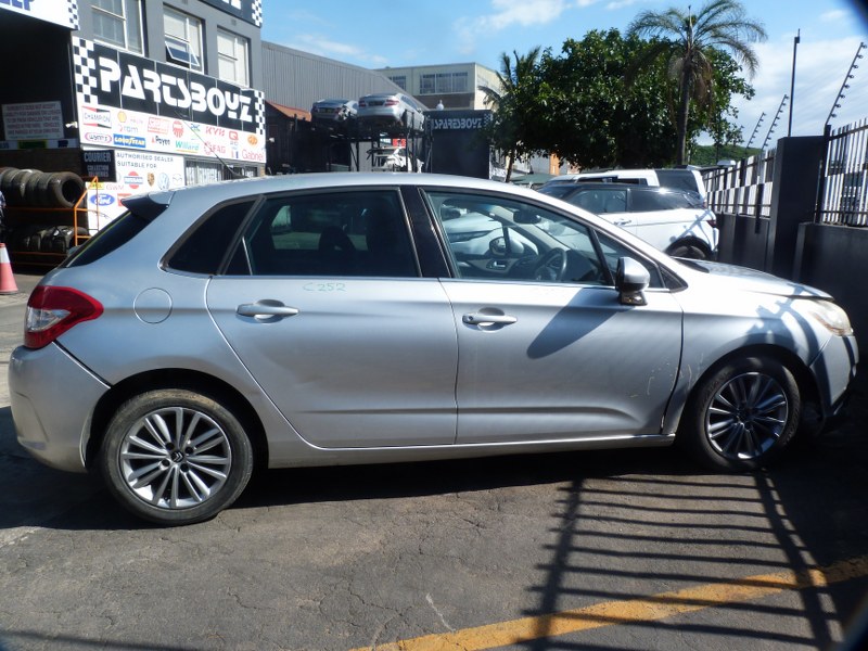 Citroen C4 1.6 VTi Manual Silver - 2013 STRIPPING FOR SPARES - Private Seller