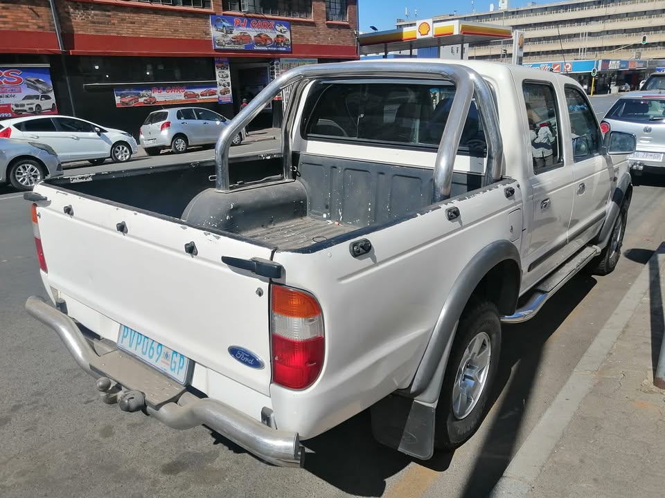 2004 Ford Ranger XLE 4-4 171.000km Automatic