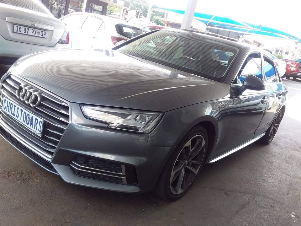 2017 Audi A4 TFSI sedan S-line sedan 2017