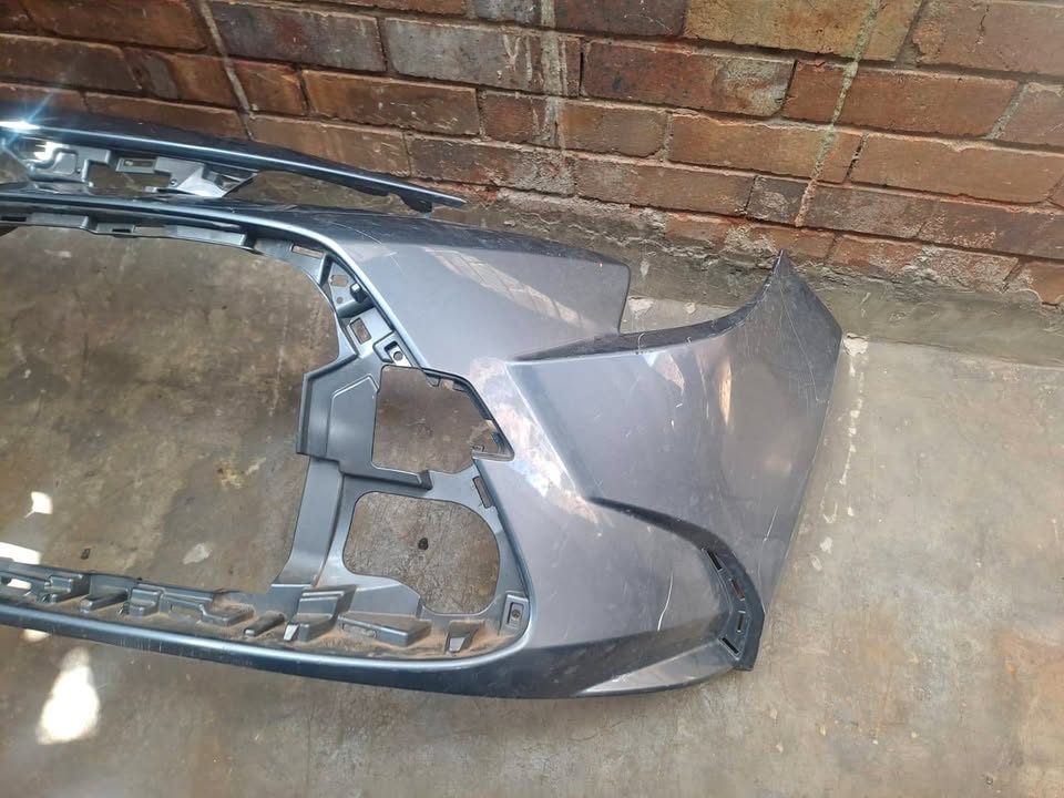 2019 2024 TOYOTA COROLLA FRONT BUMPER SHELL - Private Seller 2019 2024 TOYOTA COROLLA FRONT BUMPER SHELL - Private Seller