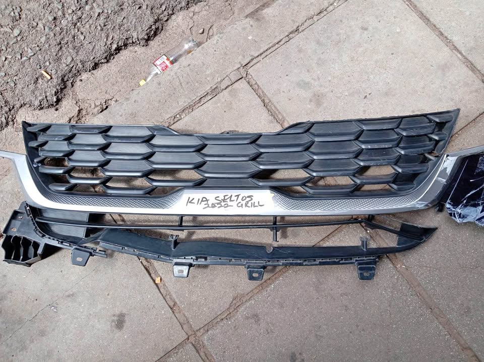Kia Seltos grille - Private Seller Kia Seltos grille - Private Seller