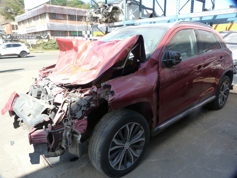 STRIPPING Peugeot 4008 2.0 Allure 4x4 Manual - 2014 - Private Seller STRIPPING Peugeot 4008 2.0 Allure 4x4 Manual - 2014 - Private Seller