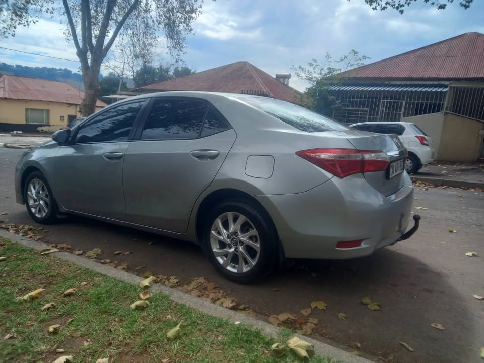 2018 Toyota Corolla Prestige 1.4 D4D Manual, Grey,  Reverse Cemera. Leather Seats.