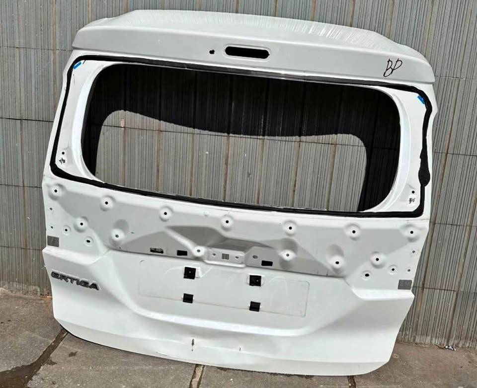 Suzuki Ertiga tailgate - Private Seller Suzuki Ertiga tailgate - Private Seller