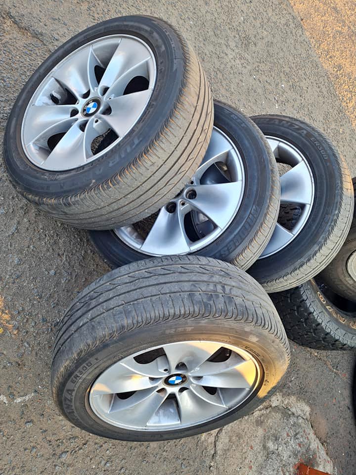 Bmw E90 original alloy mags size 16+tyres used still in good condition Bmw E90 original alloy mags size 16+tyres used still in good condition
