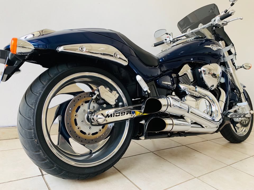 2012 SUZUKI 1800 BOULEVARD - Private Seller 2012 SUZUKI 1800 BOULEVARD - Private Seller
