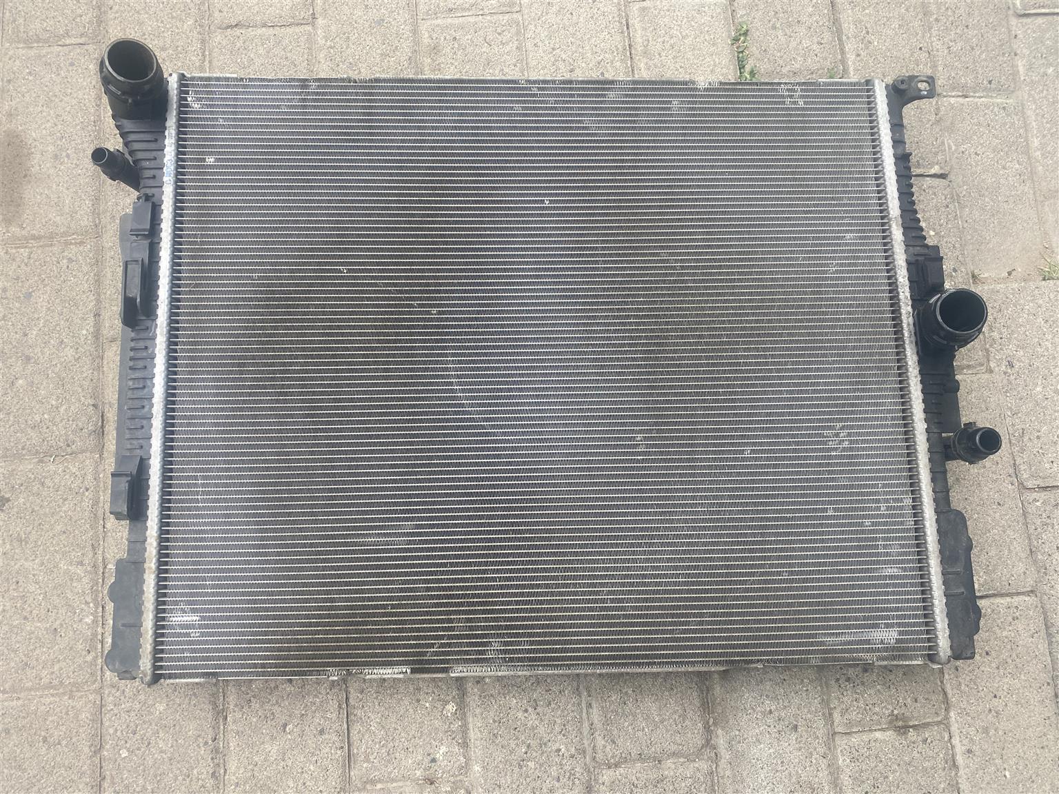 2017 BMW F30 RADIATOR AND INTERCOOLER FOR SALE. OEM IN EXCELLENT CONDITION 2017 BMW F30 RADIATOR AND INTERCOOLER FOR SALE. OEM IN EXCELLENT CONDITION