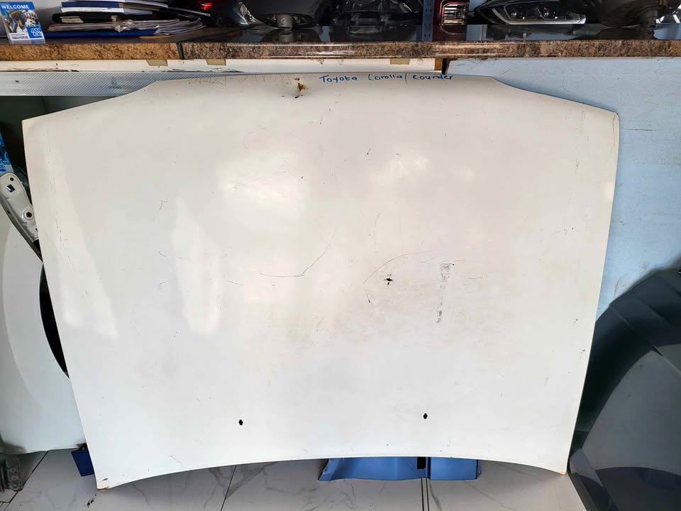 Toyota corolla Kentucky rounder bonnet for sale - Private Seller Toyota corolla Kentucky rounder bonnet for sale - Private Seller
