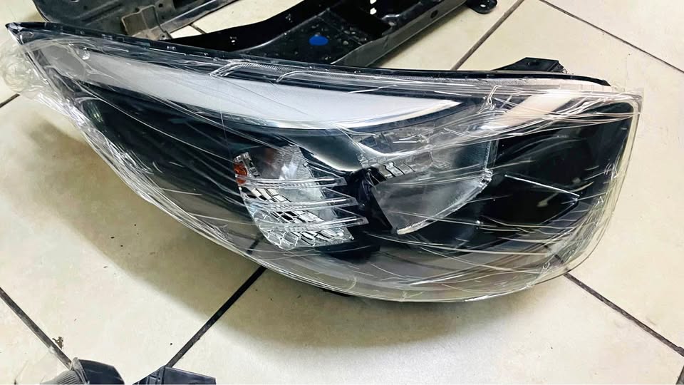 KIA PICANTO HEADLIGHTS - Private Seller KIA PICANTO HEADLIGHTS - Private Seller