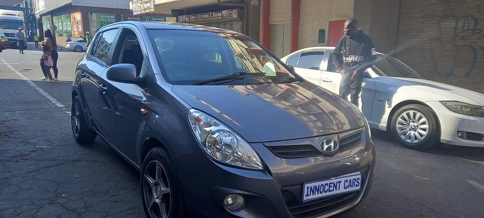 2010 HYUNDAI I20 1.4 MANUAL