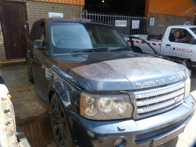 Stripping for spares/ Landrover Range rover - Private Seller Stripping for spares/ Landrover Range rover - Private Seller