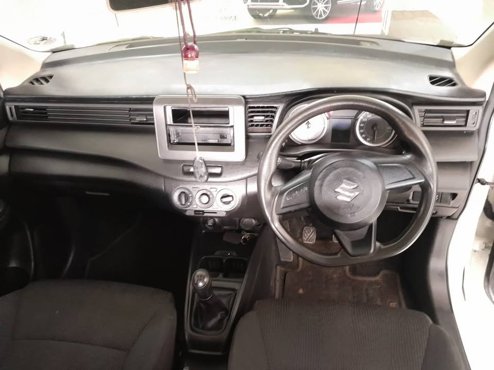 2023 SUZUKI ERTIGA 1.5 GA 7SEATER MANUAL