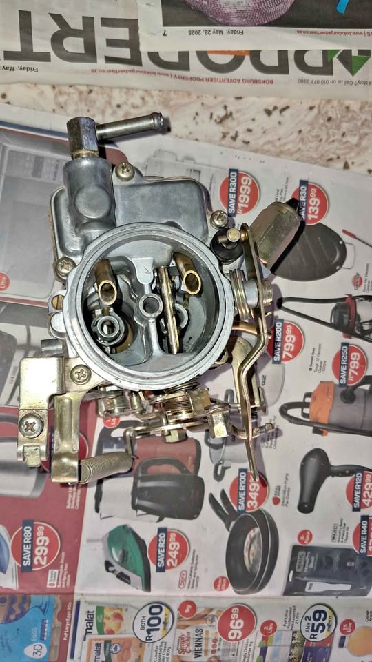 Datsun Carb